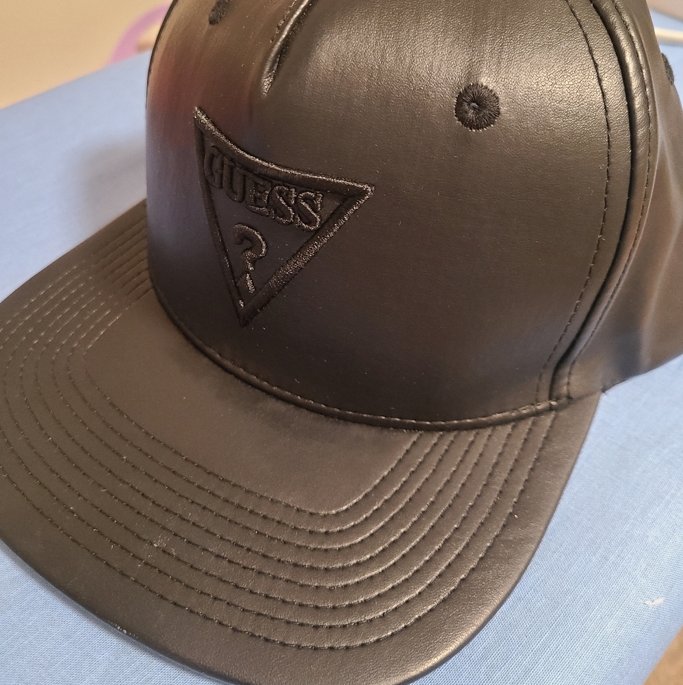 Guess hat